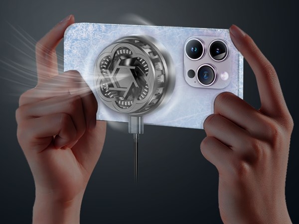 15W Magnetic Wireless Charger with Cooling Technology
